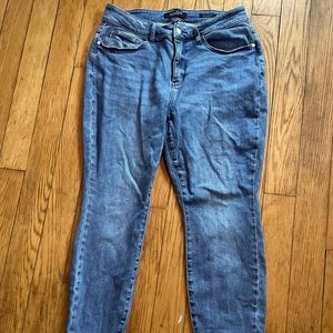 Judy Blue Jeans size 16W medium wash